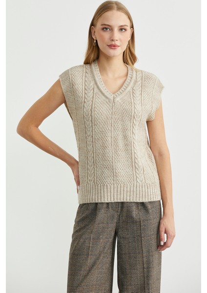 Yünlü V Yaka Triko Süveter - Bej indirimleri