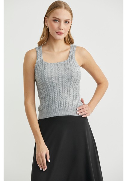 Saç Örgü Kare Yaka Triko Atlet - Açık Gri modelleri