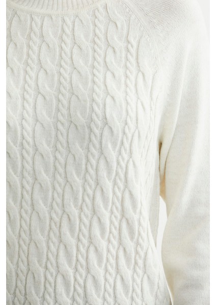 Motifli Daire Yaka Triko Kazak - Kemik indirimleri