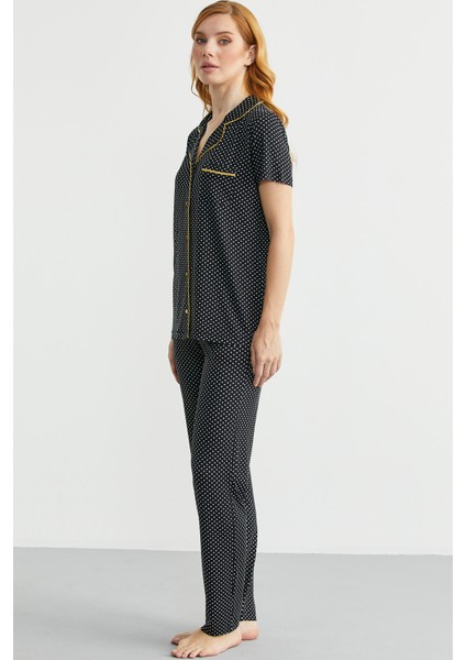 Düğmeli Puantiye Desenli Gömlek Pijama Takım - Siyah fırsatları
