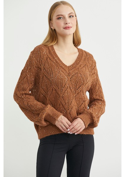 Delikli V Yaka Pullu Triko Kazak - Taba fiyatları