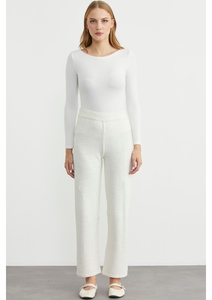 Yanı Motifli Rahat Kalıp Triko Pantolon - Kemik