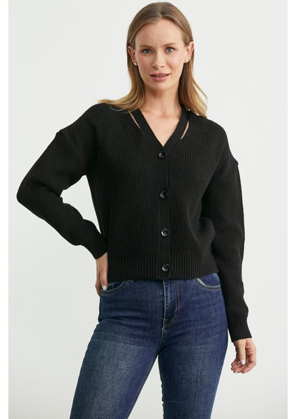 Yaka Detaylı Düğmeli Triko Hırka - Siyah fiyatları