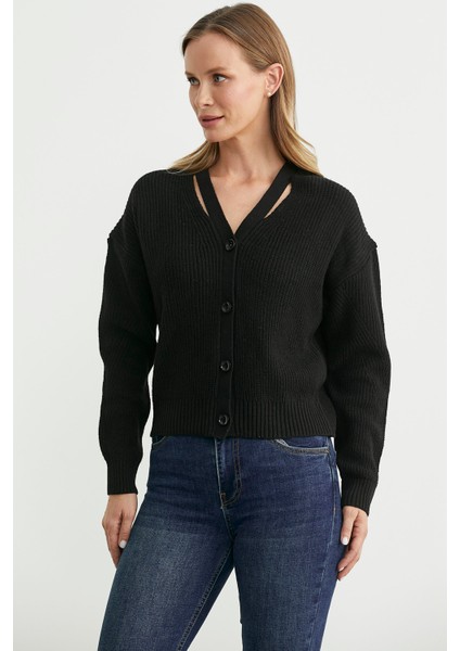 Yaka Detaylı Düğmeli Triko Hırka - Siyah modelleri