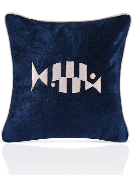 Deri Aplike Balık Tasarımlı Lacivert Kadife Kırlent Kılıfı 43X43CM fiyatları