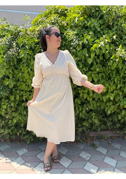 Taş Rengi Güpür Detaylı Keten Elbise