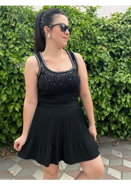 Siyah Taş Işlemeli Atlet Badi