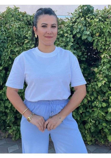 Dilvin Beyaz Dekoratif Yaka Premium Tişört