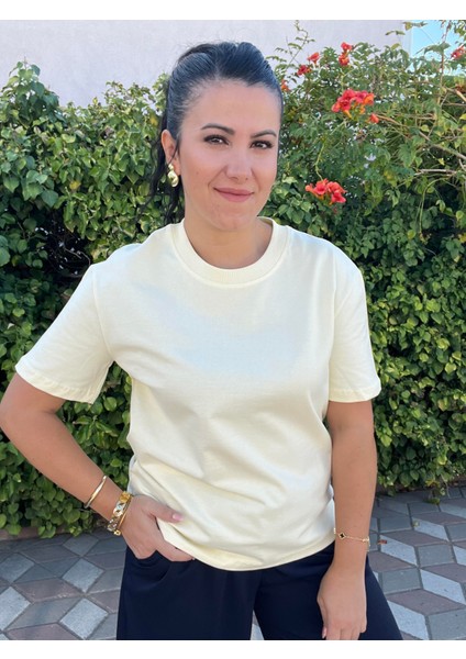 Dilvin Sarı Dekoratif Yaka Premium Tişört modelleri