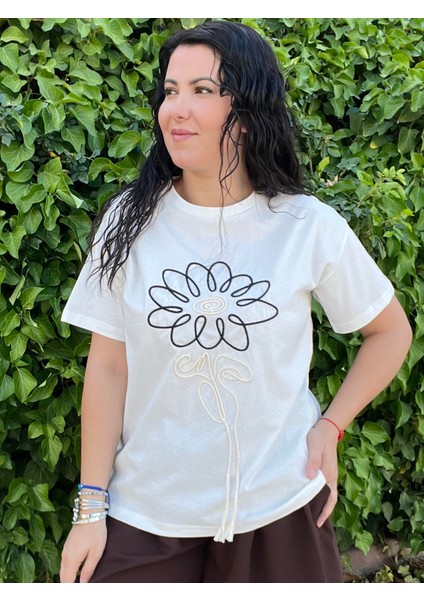 Krem, Ip Işlemeli Tişört fiyatları