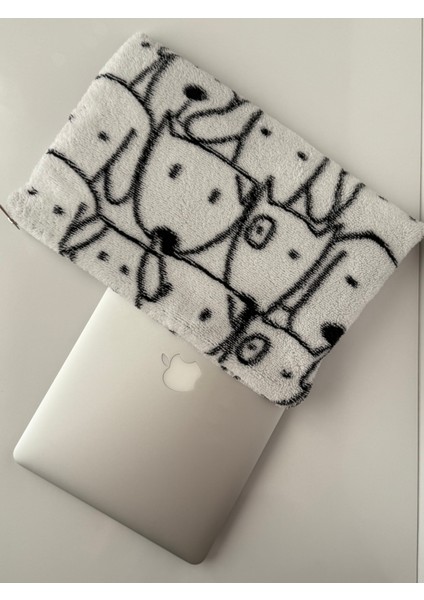 Sevimli Köpek Desenli Peluş Yumuşak 13-14-15-16 Inç Laptop Notebook Çantası, Kitap Çantası