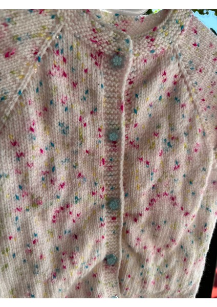 El Örgüsü Bebek Yeleği modelleri