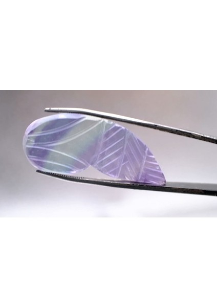 39.48CT 43.5X17.3MM Natural Carving Fluorite