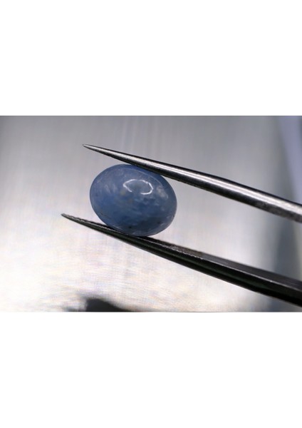 3.47CT 9.6x7.3mm Oval Cabachon Natural Unheated Sapphire