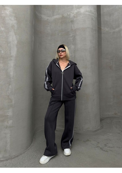 Biyeli Geniş Paça 3 Iplik Şardonlu Oversize Fermuarlı Eşofman Takım modelleri