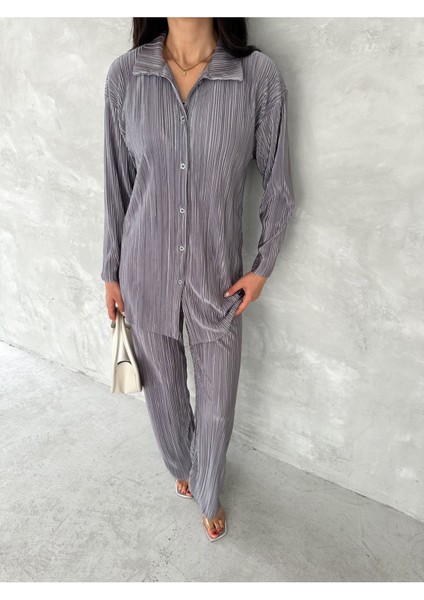 Piliseli Kumaş Beli Lastikli Rahat Kalıp Geniş Paça Pantolun Gömlekli Takım modelleri