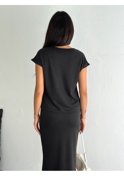 Kısa Kol Yırtnaçlı Pike Kumaş Etekli Takım fırsatları