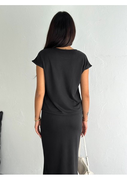 Kısa Kol Yırtnaçlı Pike Kumaş Etekli Takım indirimleri