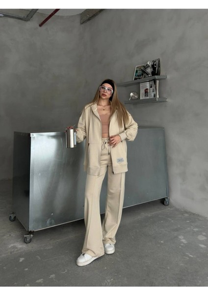 Oversize Kapşunlu Fermuarlı Etiket Detaylı 2 Iplik Kumaş Eşofman Takımı fiyatları
