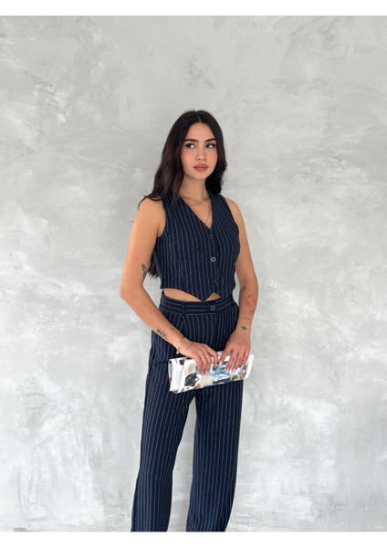 Çizgili Krep Yelekli Takım indirimleri