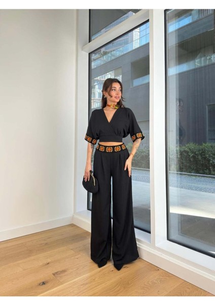 Süzene Nakışlı Kruvaze Yaka Kuşaklı Crop Keten Kumaş Takım fırsatları