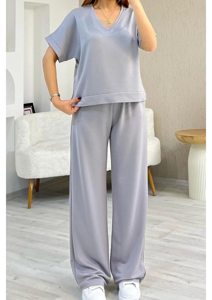 Yumuşak Doku Modal Kumaş Rahat Kesim V Yaka Eşofman Takımı