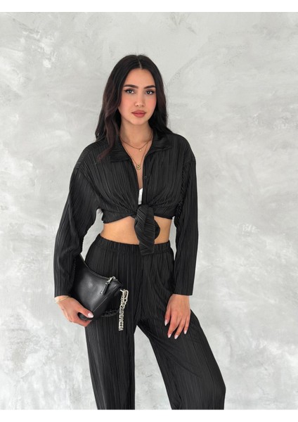 Piliseli Kumaş Beli Lastikli Rahat Kalıp Geniş Paça Pantolun Gömlekli Takım modelleri