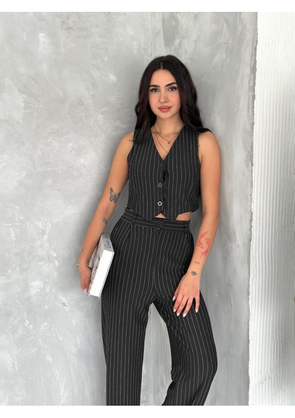 Çizgili Krep Yelekli Takım modelleri