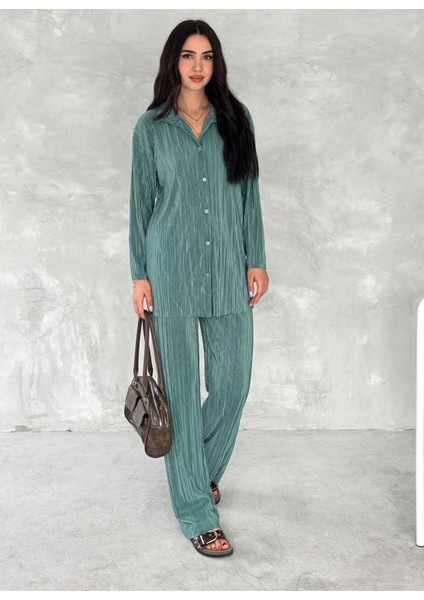 Piliseli Kumaş Beli Lastikli Rahat Kalıp Geniş Paça Pantolun Gömlekli Takım fırsatları