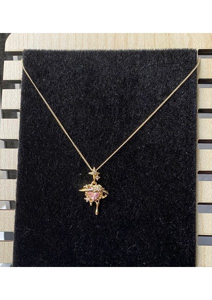 Kararmaz Çelik Gold Gezegen Temalı Pembe Kalp Kolye modelleri
