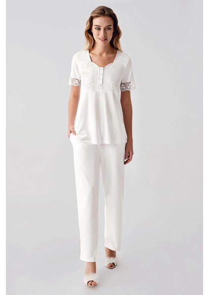 321 Kadın Sabahlıklı Pijama Takımı fiyatları