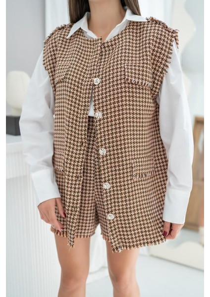 Kahverengi Kazayağı Desenli Yelek ve Şort Takım fırsatları
