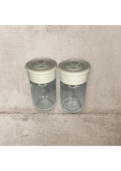 Tuzluk 2 Adet Plastik Kapaklı (Kutuludur)- 75 cc