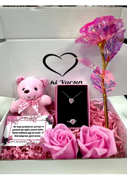 Kararmaz Çelik Pembe Kalp Kolye Yüzük ve Kokulu Gül ve Solmayan Sonsuzluk Günü Hediye Sepeti fiyatları