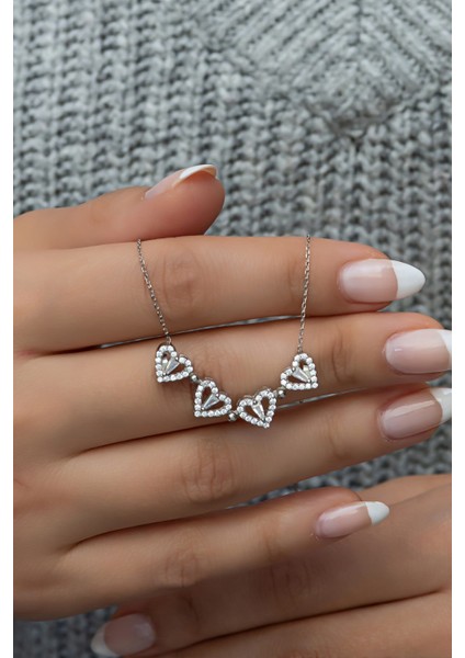 Işıklı Özel Hediye Kutusunda Açılabilir Dört Yapraklı Kararmaz Çelik Yonca Kolye Hediye Seti fırsatları