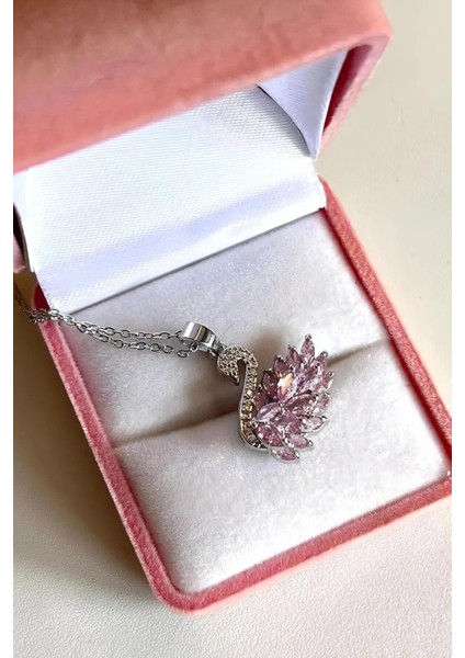 Işıklı Kutuda Kararmaz Çelik Pembe Zirkon Taş Kuğu Kolye Hediye Seti Sevgiliye Hediye Seti