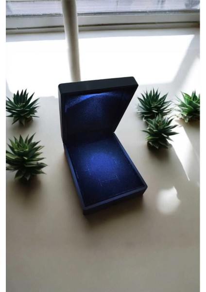 Işıklı Özel Hediye Kutusunda Mor Lotus Kolye Kararmaz Çelik Lotus Kolye Hediye Seti fiyatları