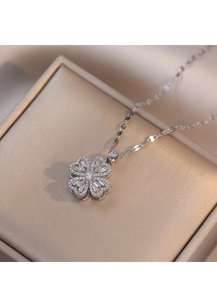 Işıklı Özel Hediye Kutusunda Açılabilir Dört Yapraklı Kararmaz Çelik Yonca Kolye Hediye Seti