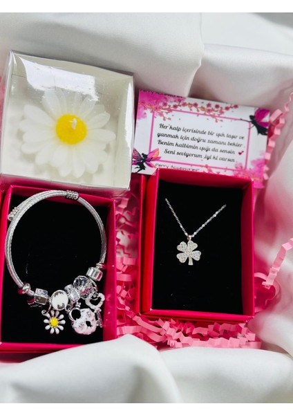 Kararmaz Çelik Yonca Kolye ,çelik Charmlı Bileklik ve Papatya Mum Hediye Seti Anneler Günü Set modelleri