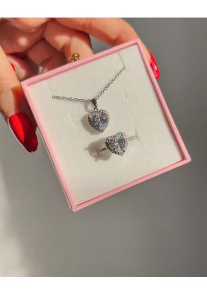 Beyaz Zirkon Taş Çelik Kalp Kolye Yüzük Seti ve Renk Değiştiren 3D Satürn Kız Kar Küresi fiyatları