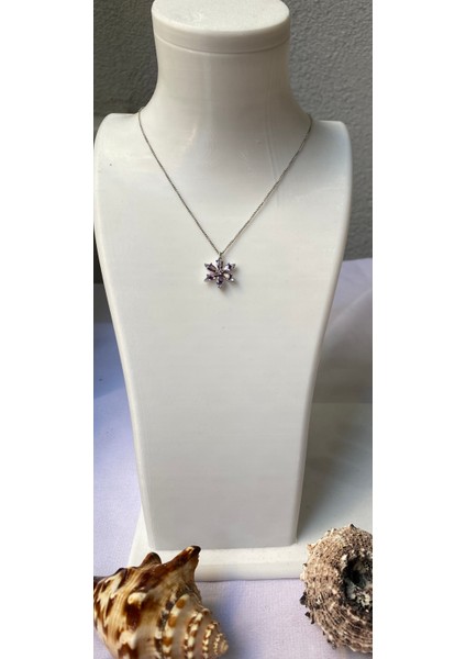 Kararmaz Çelik Mor Lotus Detaylı Gümüş Kolye indirimleri
