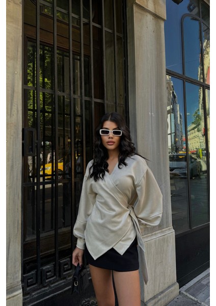 SÜET KRUVAZE BLUZ BAĞLAMA DETAYLI - Taş