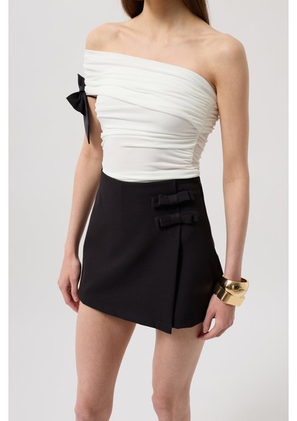 Fiyonk Detay Mini Etek