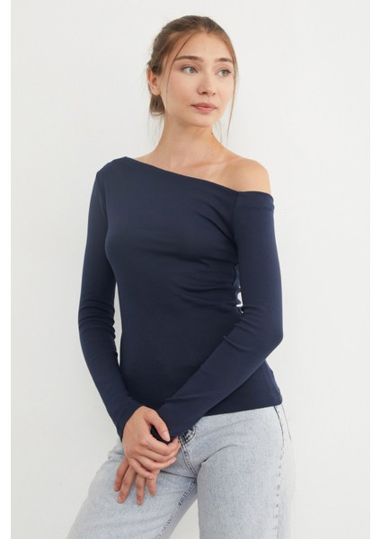 Basic Kayık Yaka Modal Bluz indirimleri