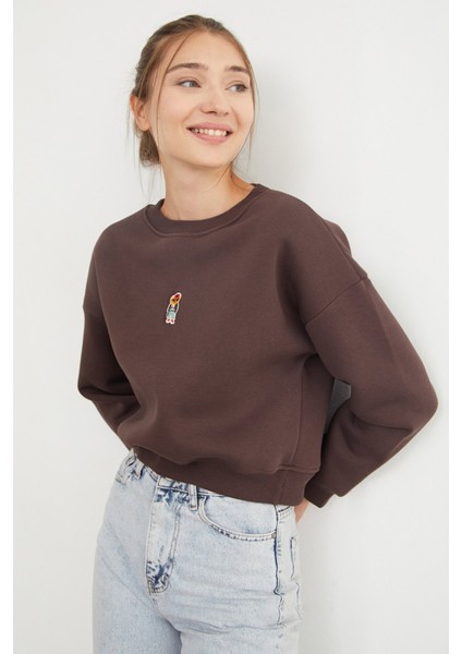 3 Iplik Ayıcık Nakışlı Bisiklet Yaka Sweatshirt fiyatları