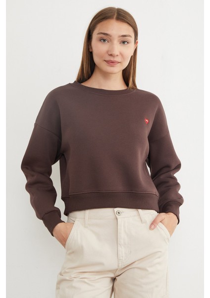 3 Iplik Kalp Nakışlı Bisiklet Yaka Sweatshirt