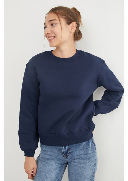 3 Iplik Basic Bisiklet Yaka Sweatshirt