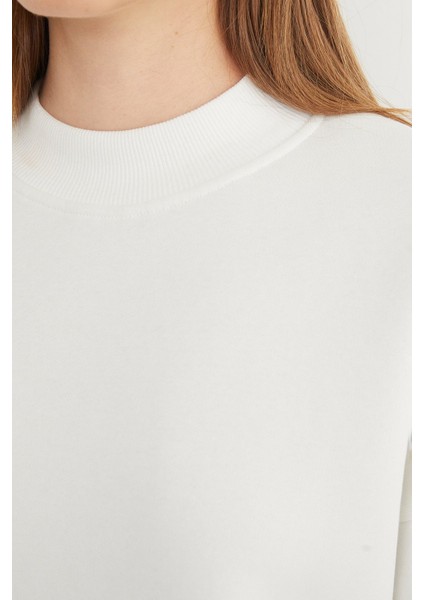 3 Iplik Basic Bisiklet Yaka Oversize Sweatshirt