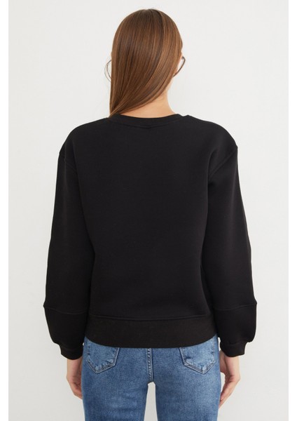 3 Iplik Basic Bisiklet Yaka Sweatshirt