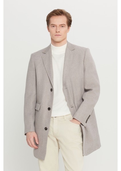 Standart Fit Normal Kesim Mono Yaka Armürlü Kapak Cepli Palto